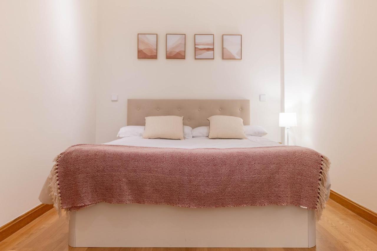 Amazing Apartment In Huertas มาดริด ภายนอก รูปภาพ